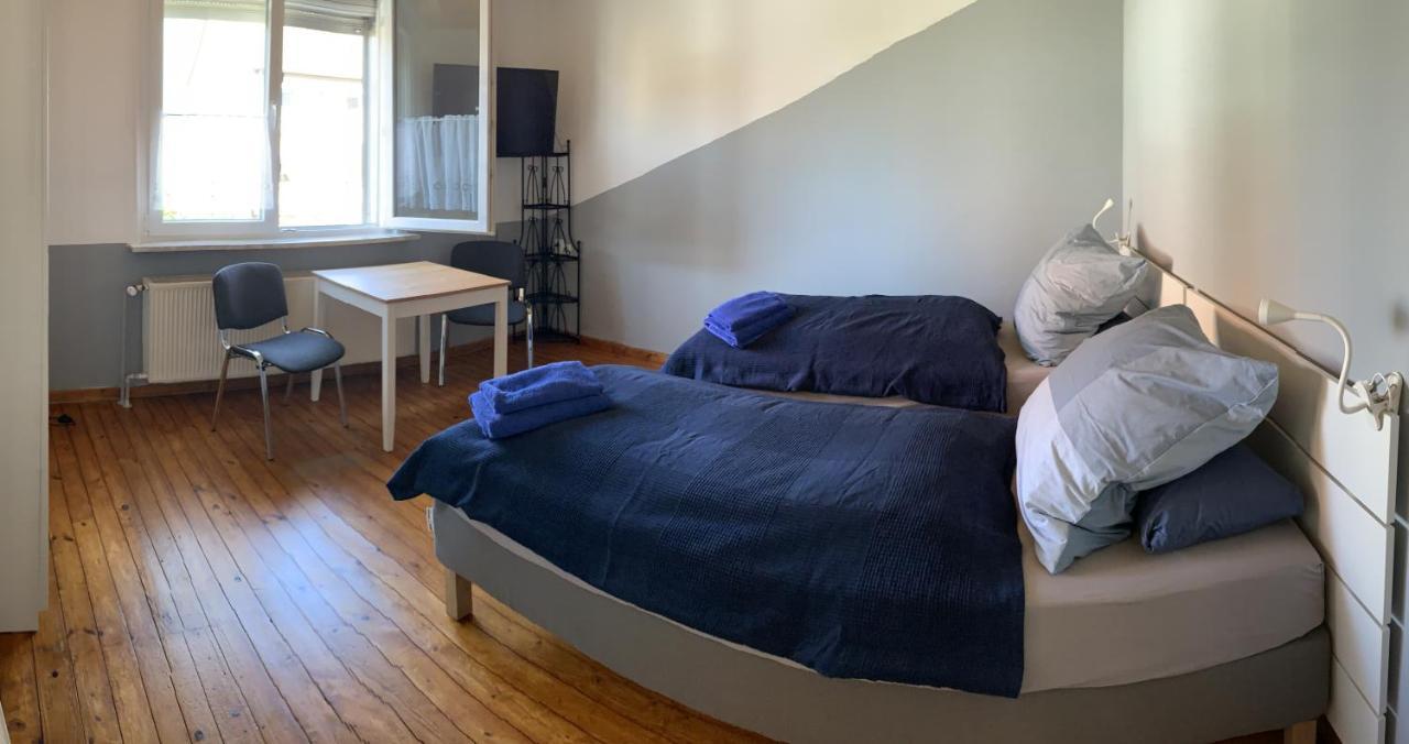 Monteurs Zimmer Noack Borssum Εξωτερικό φωτογραφία